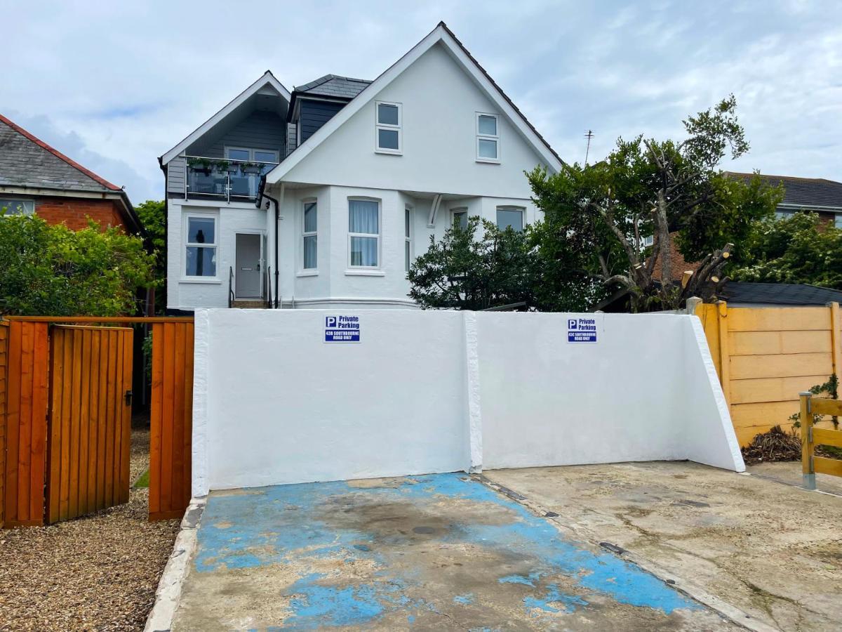 Coastal Haven: Southbourne's Two-Bedroom Retreat Bournemouth Exterior photo